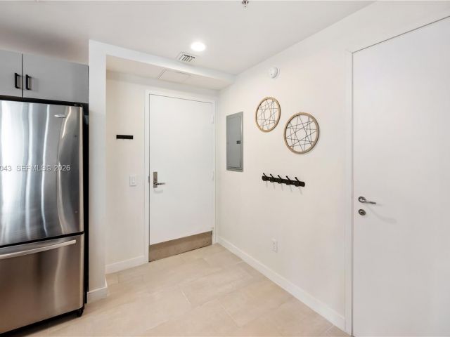 Apartment for rent  Unit #T-1502 - photo 7496325