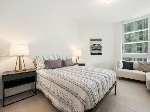 Apartment for rent  Unit #T-1502 - photo 7496348