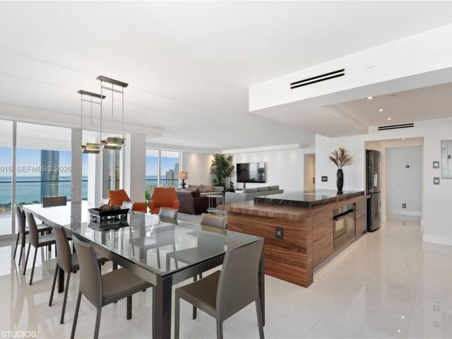 Apartment for sale  Unit #28J - photo 7505682