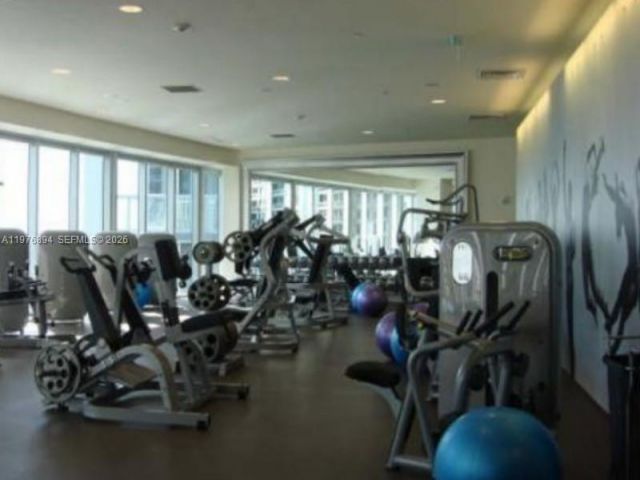 Apartment for rent  Unit #5310 - photo 7510999