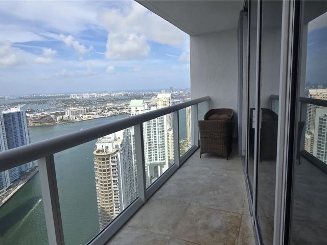 Apartment for rent  Unit #5310 - photo 7511002