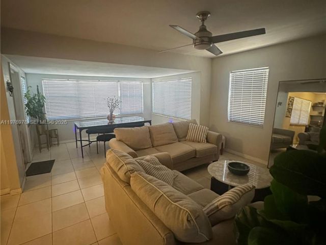 Home for rent at 30 NE 26th St N/A - photo 7451558