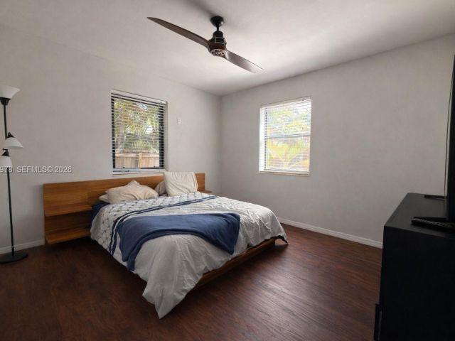 Home for rent at 30 NE 26th St N/A - photo 7451568
