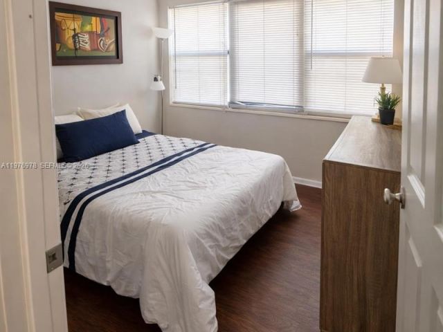 Home for rent at 30 NE 26th St N/A - photo 7451569