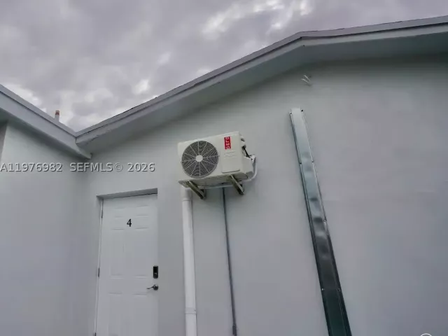 4-bedroom home for sale in Miami - 1647 NW 29th Ave - MondialRealty