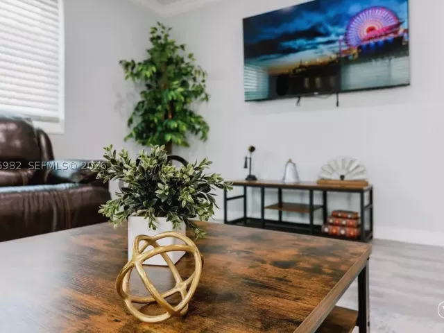 4-bedroom home for sale in Miami - 1647 NW 29th Ave - MondialRealty