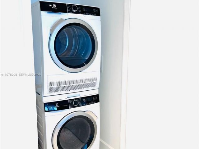 Apartment for rent  Unit #3504 - photo 7497748