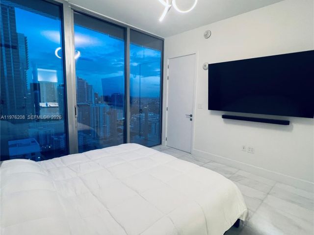 Apartment for rent  Unit #3504 - photo 7497753