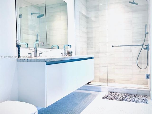 Apartment for rent  Unit #3504 - photo 7497754