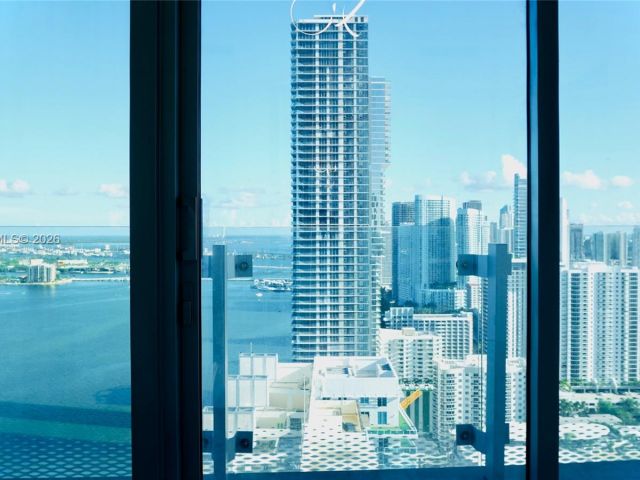 Apartment for rent  Unit #3504 - photo 7497758