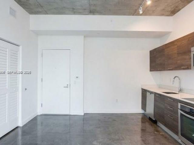 Apartment for rent  Unit #1106 - photo 7467744