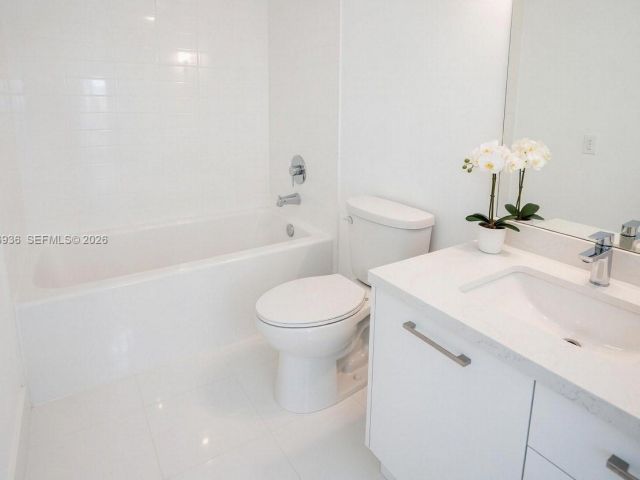 Apartment for rent  Unit #1106 - photo 7467748