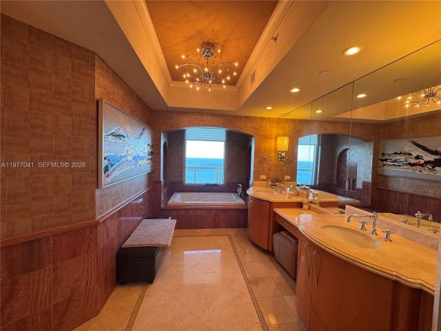 Apartment for rent  Unit #4306 - photo 7497880