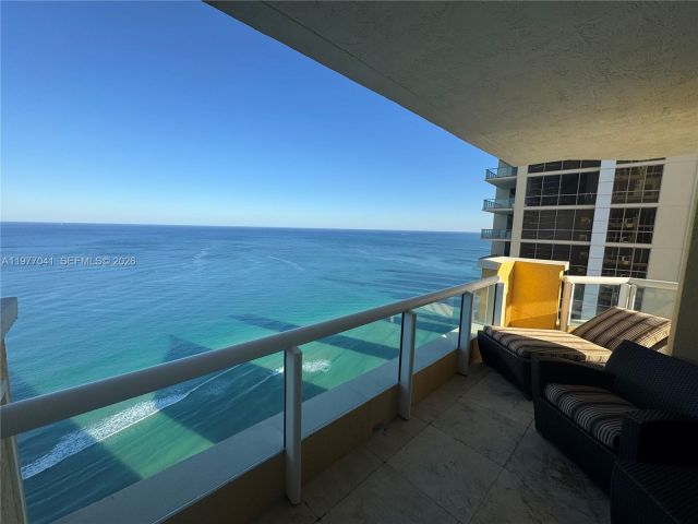 Apartment for rent  Unit #4306 - photo 7497884