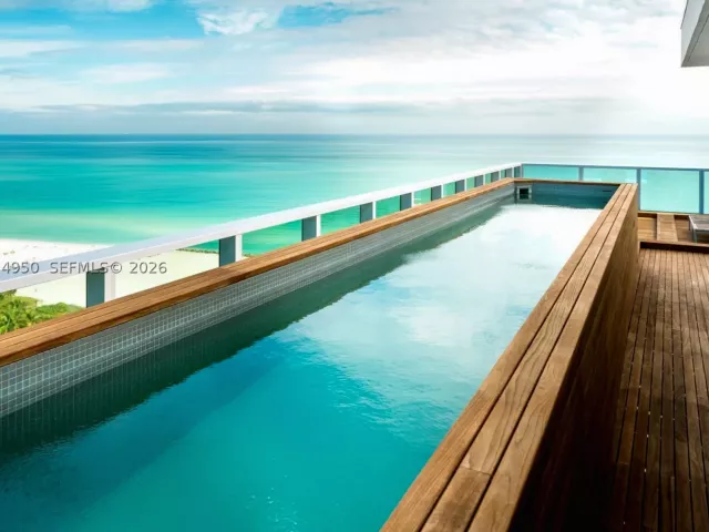 4-bedroom condo for rent in Miami Beach - 2901 E Collins Ave 1602 - MondialRealty