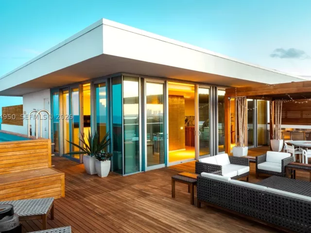 4-bedroom condo for rent in Miami Beach - 2901 E Collins Ave 1602 - MondialRealty