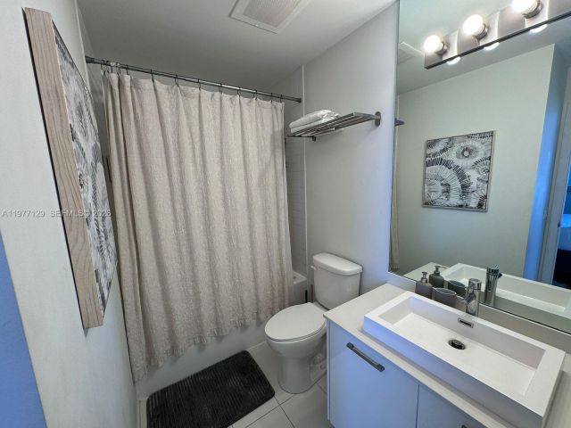 Apartment for sale  Unit #2406 - photo 7467836