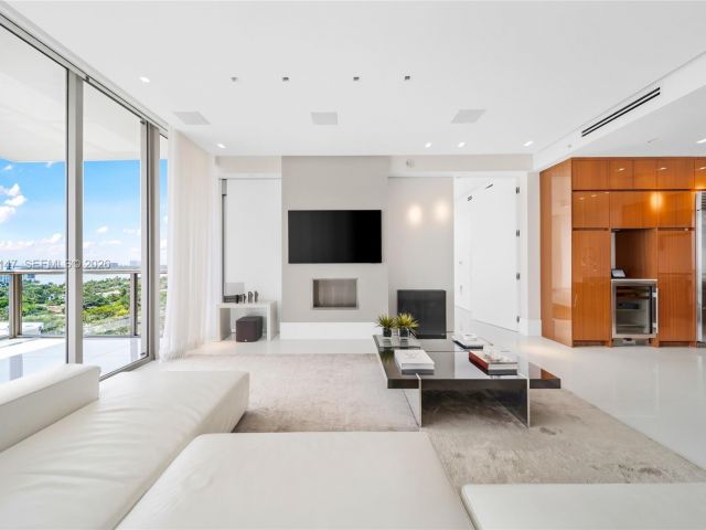 Apartment for rent  Unit #1405S - photo 7507602