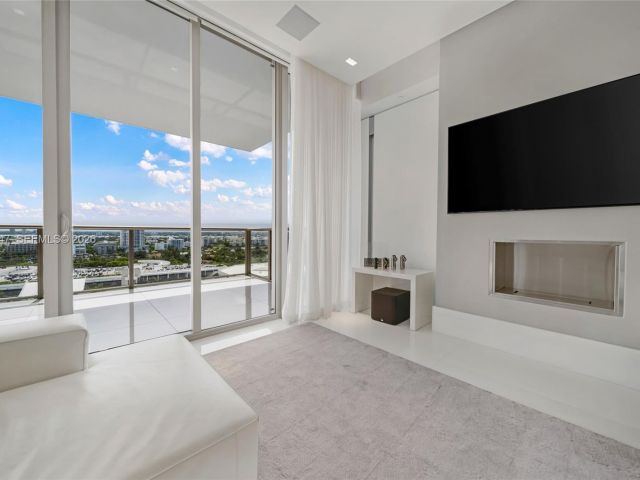 Apartment for rent  Unit #1405S - photo 7507603