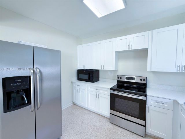 Home for rent at 1141 NE 154th Ter - photo 7481172