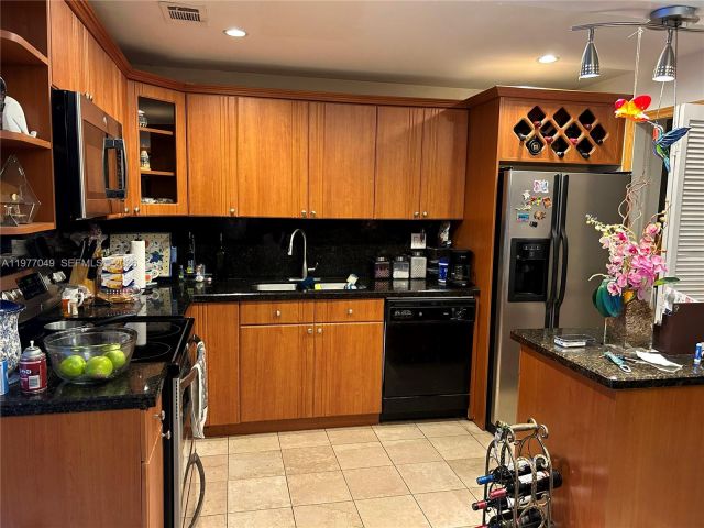 Home for sale at 11219 SW 33 RD Circle PL 11219 SW 33 RD Cir Pl - photo 7465098