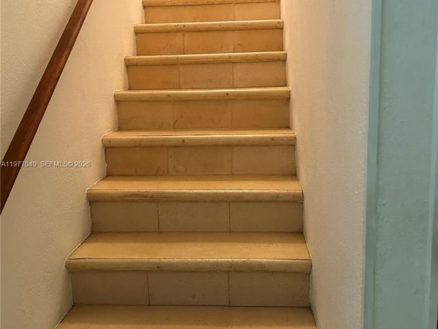 Home for sale at 11219 SW 33 RD Circle PL 11219 SW 33 RD Cir Pl - photo 7465109