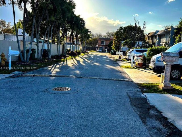 Home for sale at 11219 SW 33 RD Circle PL 11219 SW 33 RD Cir Pl - photo 7465114