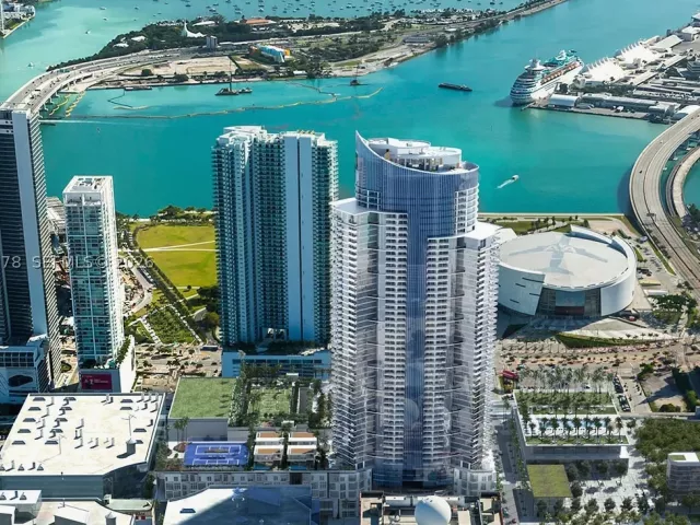 3-bedroom condo for sale in Miami - 851 NE 1st Ave 811 - MondialRealty
