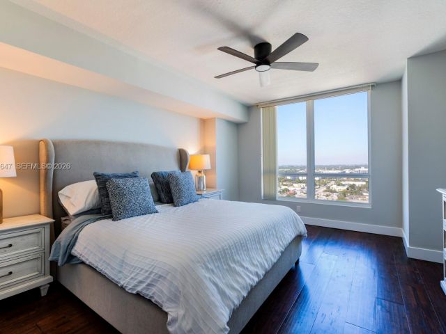 Apartment for sale  Unit #2014N - photo 7500756