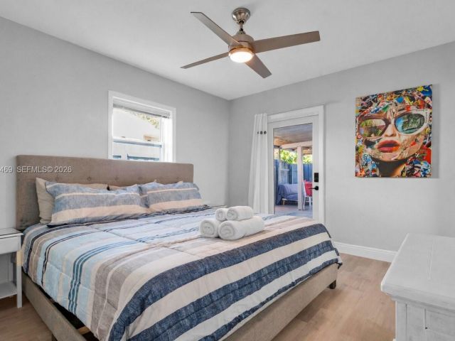 Home for sale at 1300 NW 7th Ave - photo 7481768