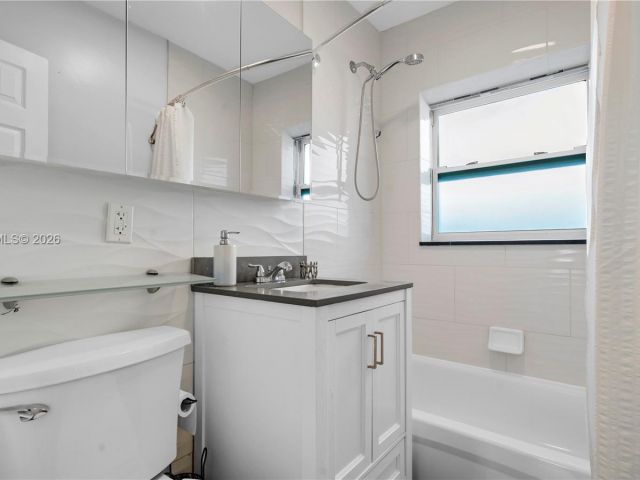 Home for sale at 1300 NW 7th Ave - photo 7481770