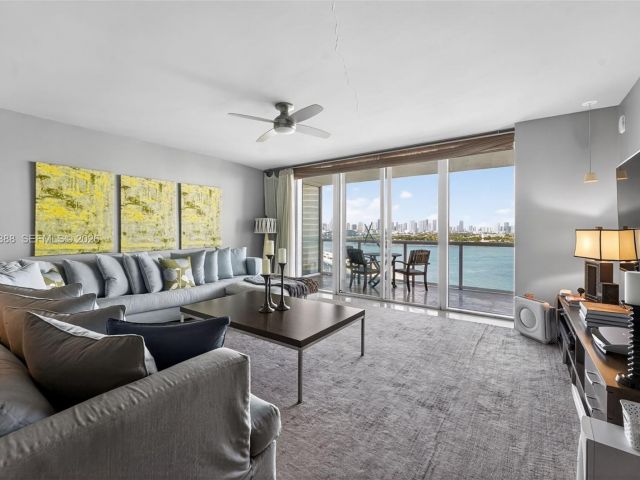 Apartment for rent  Unit #1202 - photo 7508836