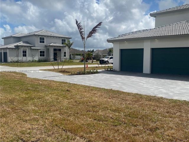 Home for rent at 27560 SW 159th Pl 0 - photo 7458256