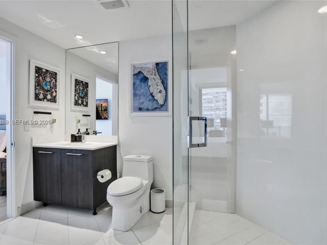 Apartment for rent  Unit #2001 - photo 7508314