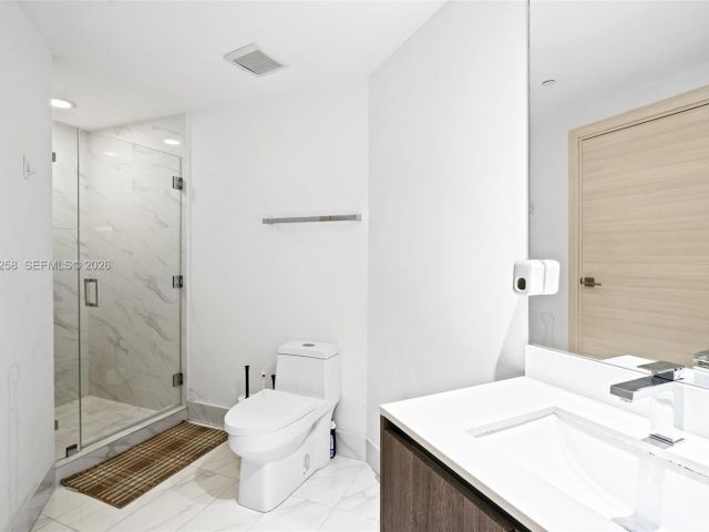 Apartment for sale  Unit #2705 - photo 7452613