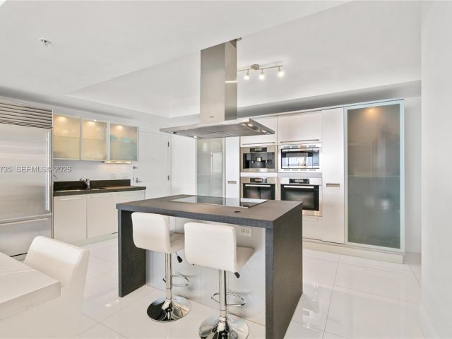 Apartment for sale  Unit #1804 - photo 7496591