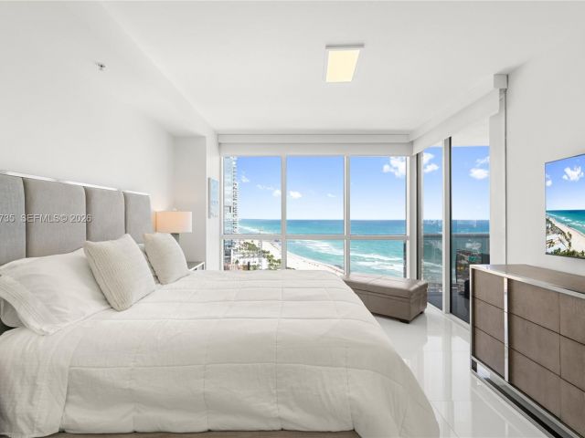 Apartment for sale  Unit #1804 - photo 7496599