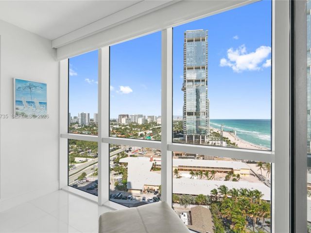 Apartment for sale  Unit #1804 - photo 7496603