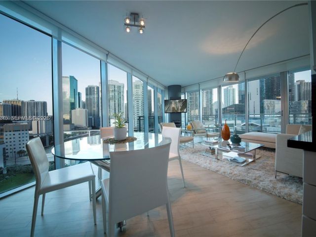 Apartment for rent  Unit #1801 - photo 7486790