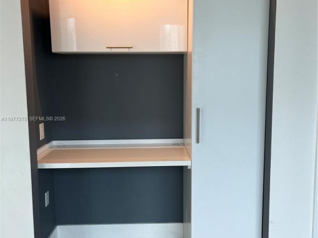 Apartment for rent  Unit #1801 - photo 7486795