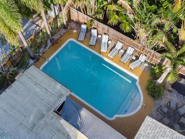 Home for sale at 3024 NE 2nd Ter - photo 7451412