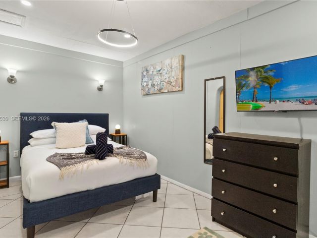 Home for sale at 3024 NE 2nd Ter - photo 7451419