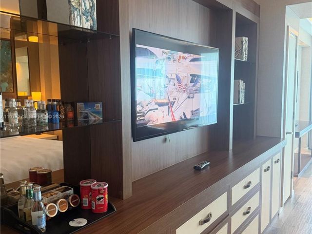 Apartment for sale  Unit #R1810 - photo 7498066