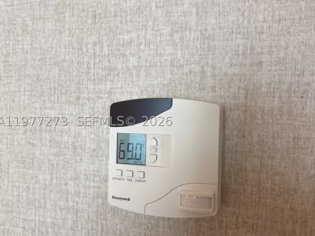 condo for sale in Fort Lauderdale - 551 N Fort Lauderdale Beach Blvd R1810 - MondialRealty