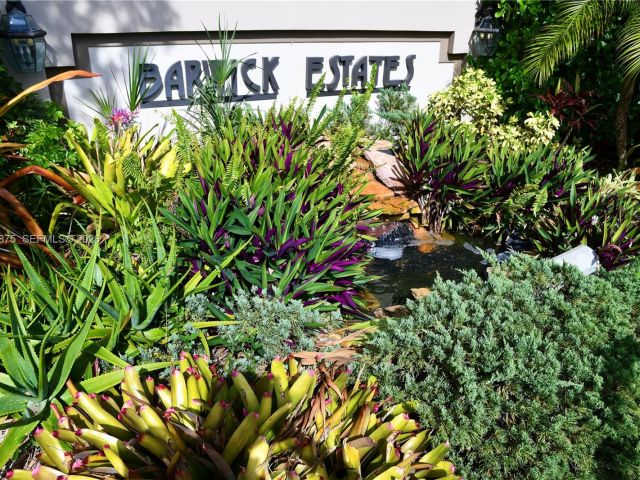 Home for sale at 1335 E Barwick Ranch Cir - photo 7476129