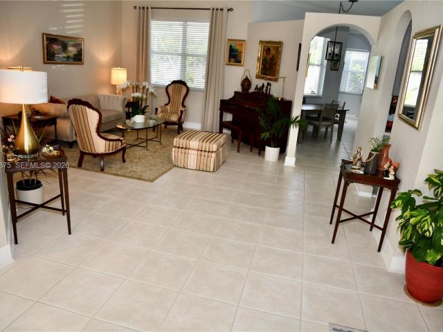 Home for sale at 1335 E Barwick Ranch Cir - photo 7476132