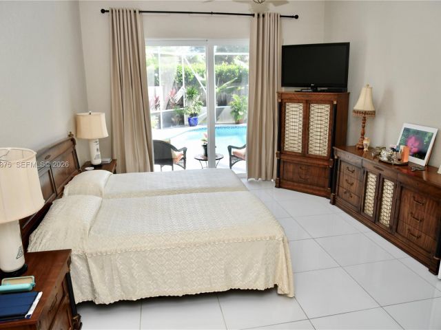 Home for sale at 1335 E Barwick Ranch Cir - photo 7476139