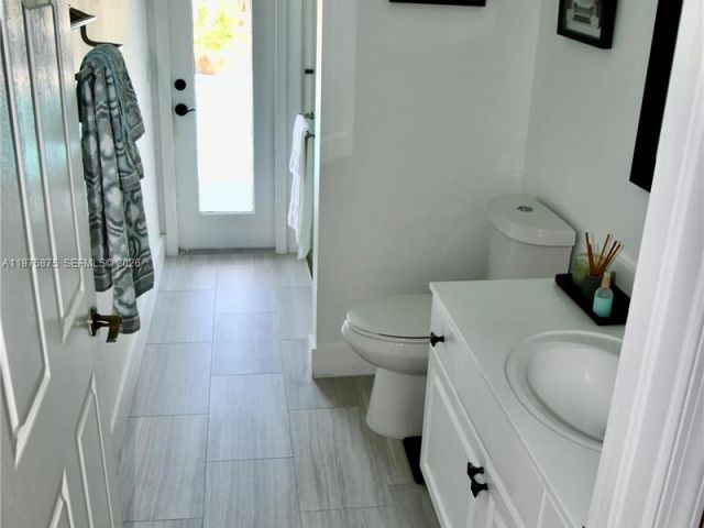 Home for sale at 1335 E Barwick Ranch Cir - photo 7476143