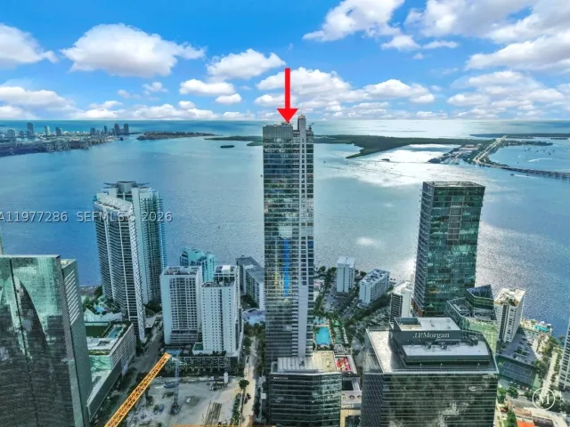 2-bedroom condo for sale in Miami - 1435 Brickell Ave 3401 - MondialRealty