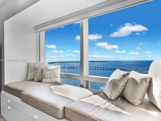 Apartment for sale  Unit #3401 - photo 7510427